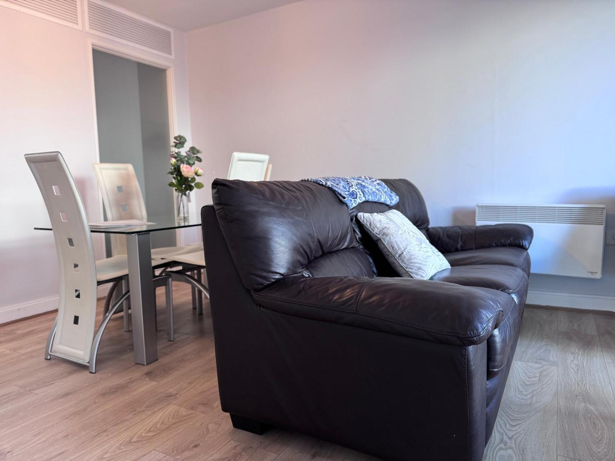 Luxe Heights Nest Appartement Birmingham Buitenkant foto