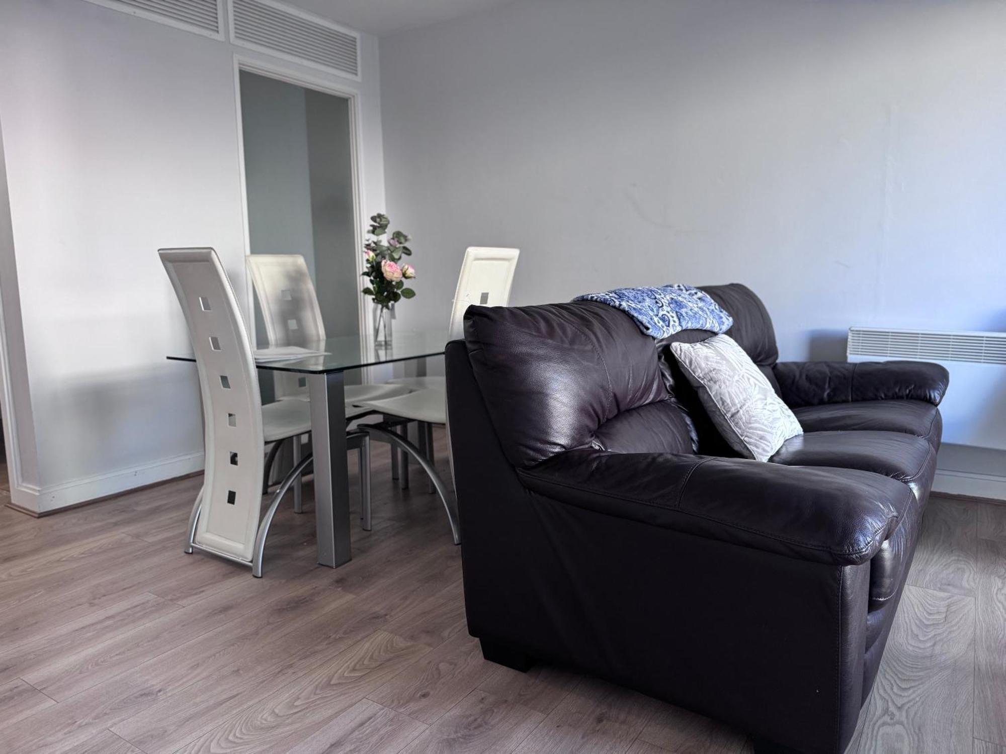 Luxe Heights Nest Appartement Birmingham Buitenkant foto